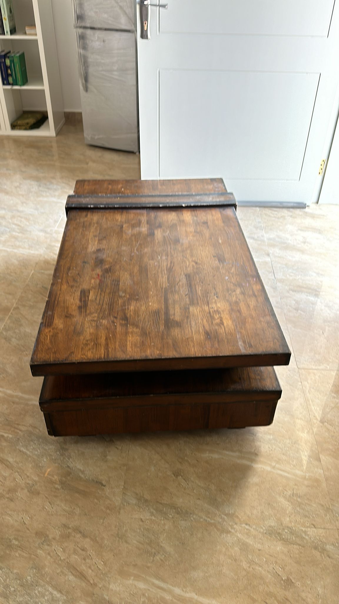 Luxurious Wooden Coffee Table/TV Stand - Heavy Wood! Only OMR 16!