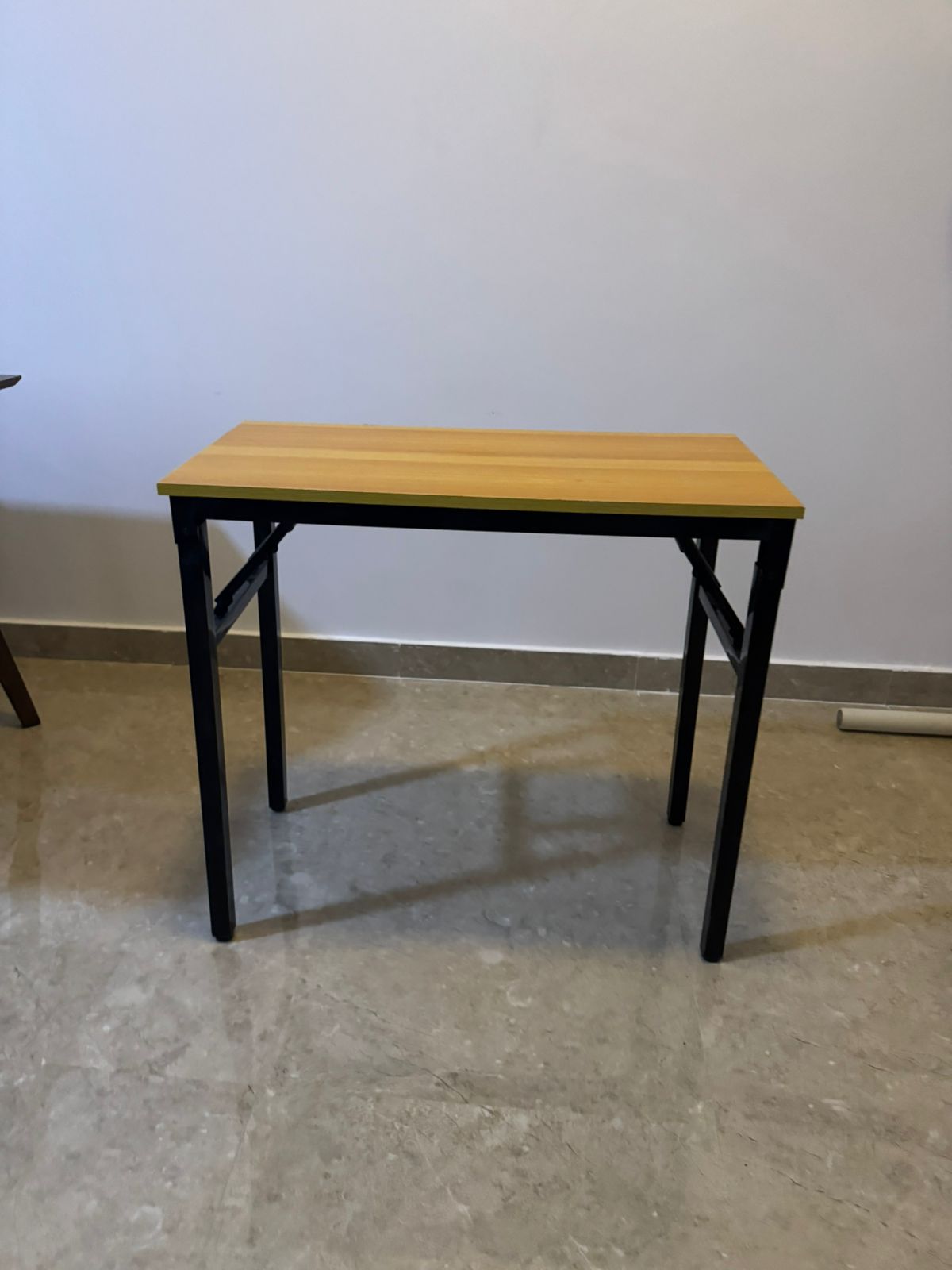 Unique Folding Table - Classy Design! Only OMR 11