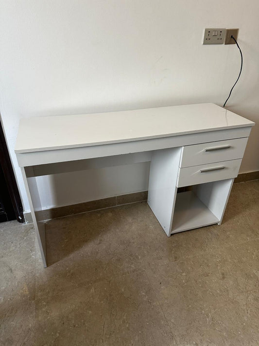 White Study Table/Dresser with 2 Drawers - Great Condition! Only OMR 20!