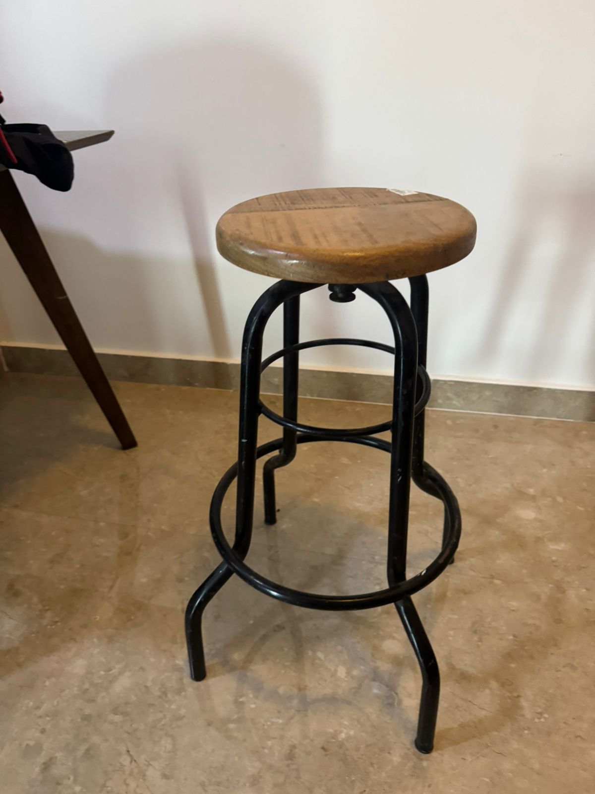 Brown Bar Stool - 70cm Tall! Only OMR 8!